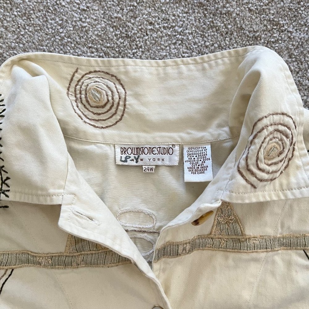 Vintage Brownstone Studio Unique Embroidered Boho Cottage Top w Oyster Buttons - Picture 10 of 13